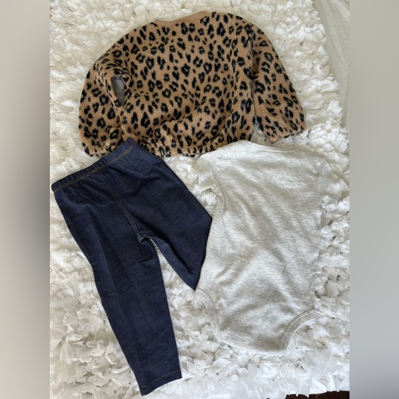 Baby Girl Carter's Leopard Print Pullover, Bodysuit & Pants Set SIZE 24M - Picture 6 of 16